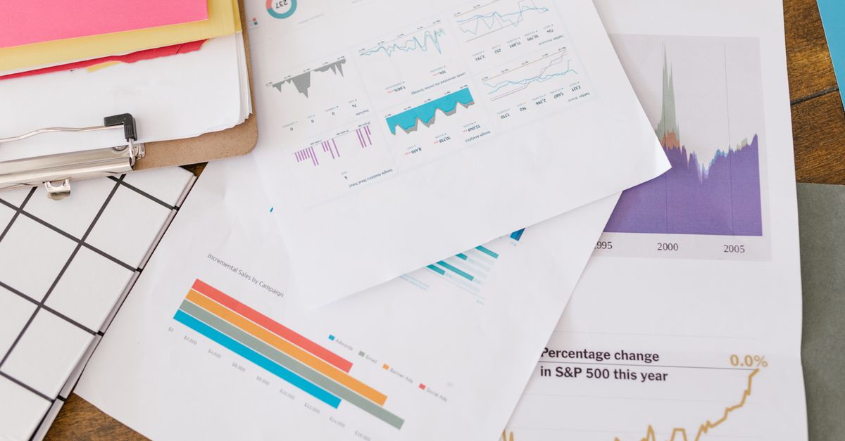 AI Can Read Employee Feedback Fluently. A New Benchmark Shows It Still Cannot Judge It.