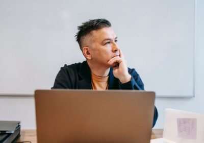Wharton Research Reframes the Real AI Workplace Risk: Not Job Loss, But “Cognitive Surrender”