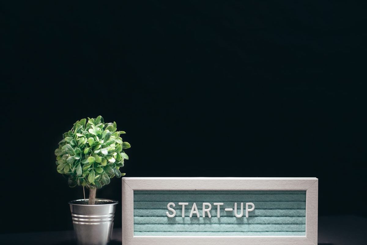 Compound Product Strategy Delivers Billion-Dollar Scale: Rippling Hits  ARR at 78% Growth