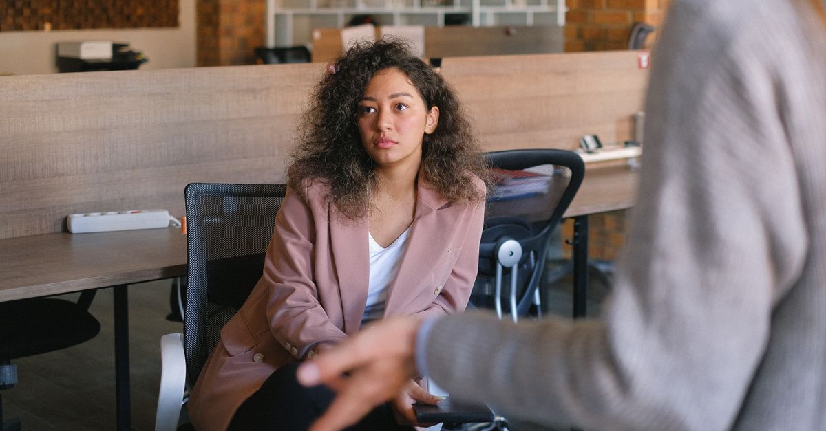 Managers Turn to Public AI for Hard Talks