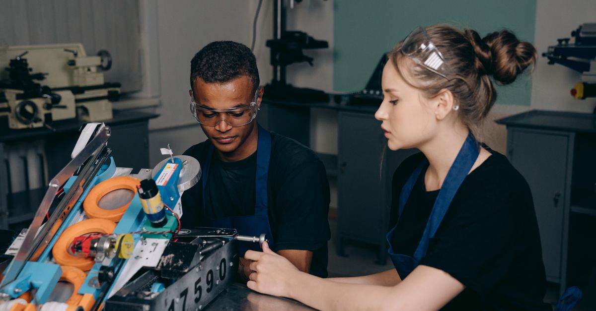 Lloyds Puts £100M Behind Reskilling as AI Reshapes Jobs