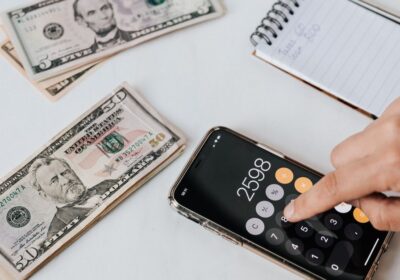 UK Employers Brace for a Flat Pay Round in 2027