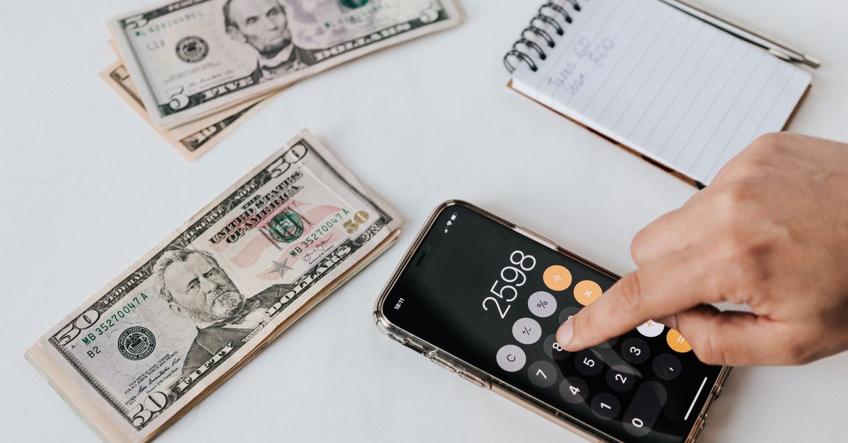UK Employers Brace for a Flat Pay Round in 2027