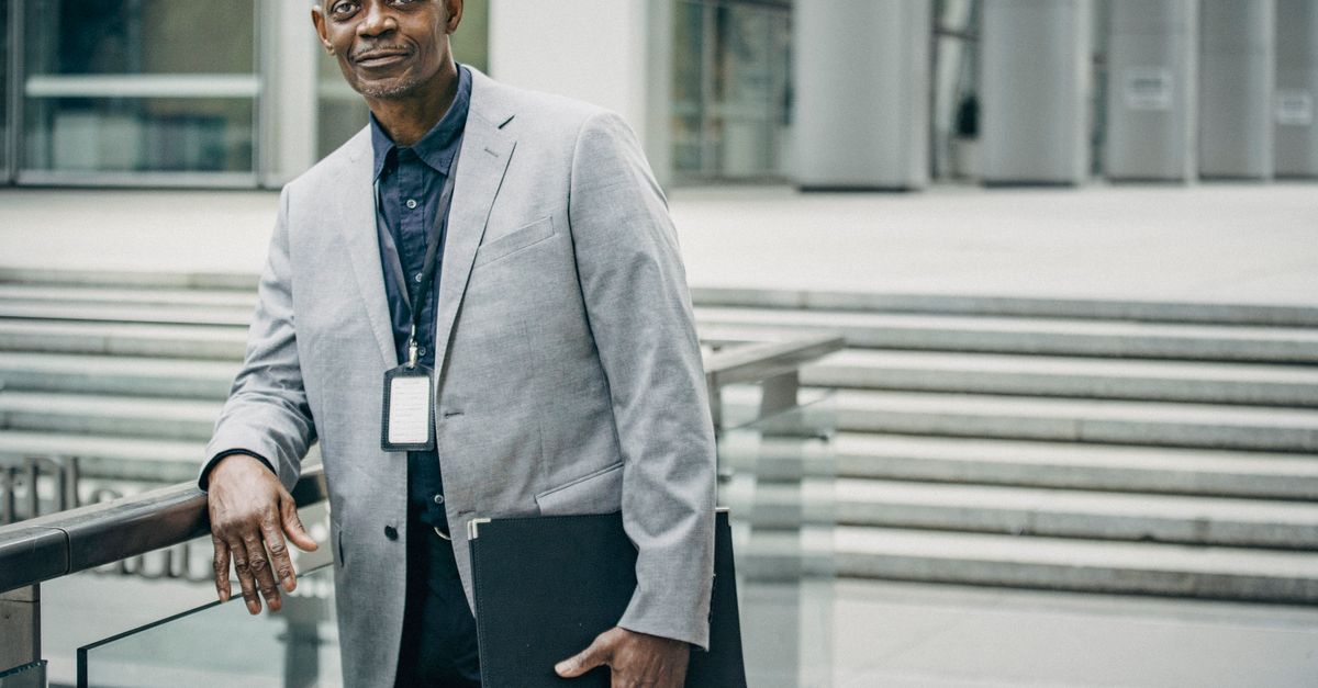 Senior HR Job Seekers Are Downleveling Most of All
